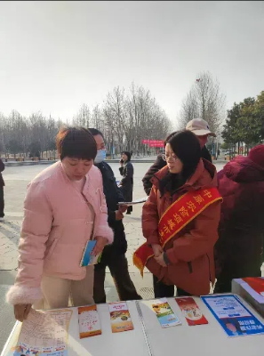 中原农险项城市支公司组织开展反洗钱宣传活动