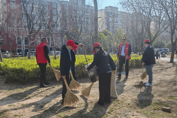 中国大地保险周口中支党支部开展“筑牢廉政根基，传承雷锋精神”系列教育活动