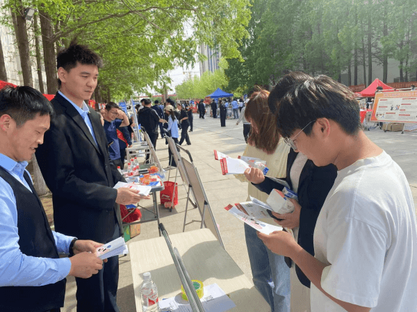 永安财险周口中支开展反洗钱知识 进校园宣传活动